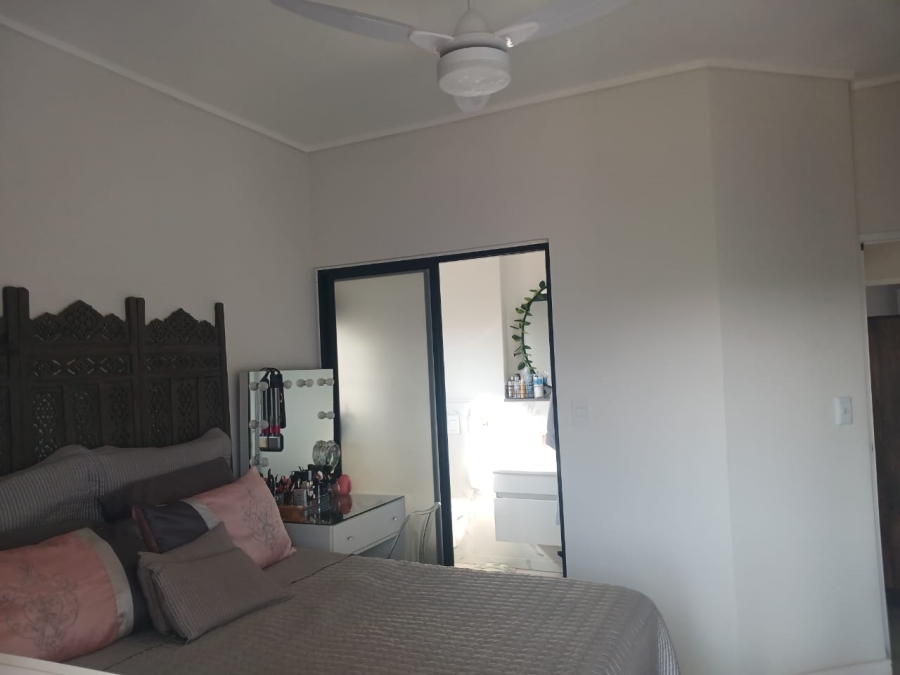To Let 2 Bedroom Property for Rent in Izinga Estate KwaZulu-Natal