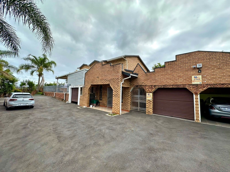 4 Bedroom Property for Sale in Doonside KwaZulu-Natal