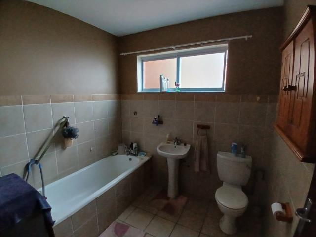 2 Bedroom Property for Sale in Moseley Park KwaZulu-Natal