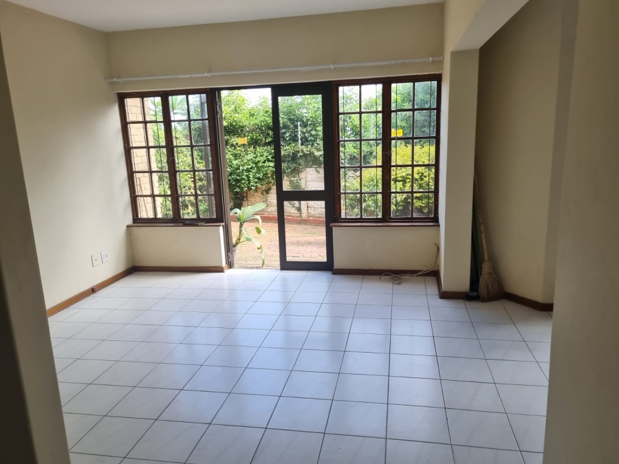 5 Bedroom Property for Sale in Glenwood KwaZulu-Natal