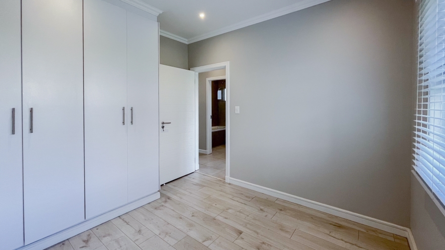 To Let 3 Bedroom Property for Rent in Emberton Estate KwaZulu-Natal
