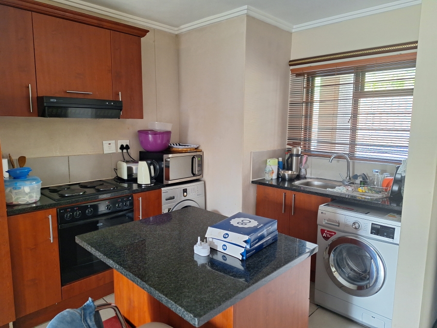 To Let 2 Bedroom Property for Rent in Berea West KwaZulu-Natal