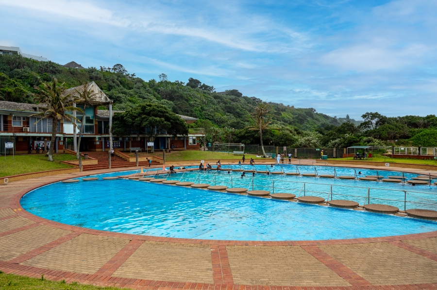 2 Bedroom Property for Sale in Amanzimtoti KwaZulu-Natal