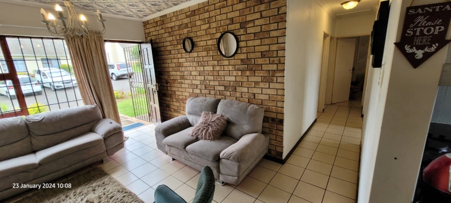 3 Bedroom Property for Sale in Cleland KwaZulu-Natal