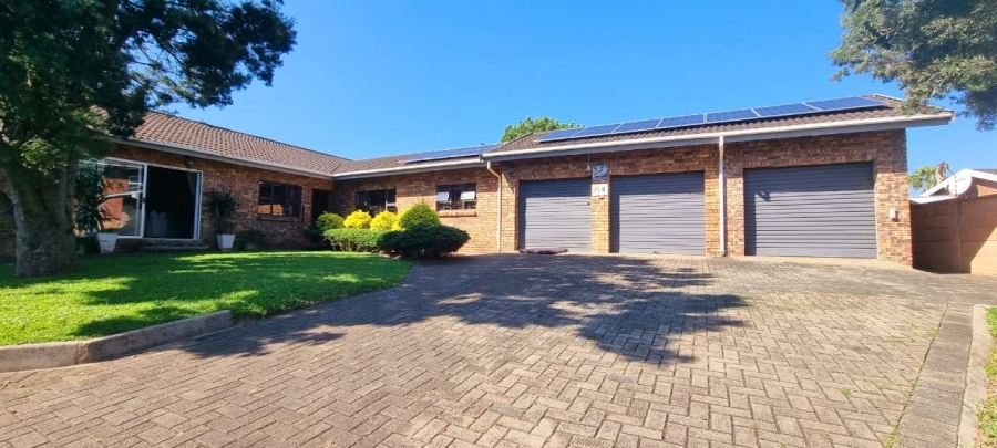 6 Bedroom Property for Sale in Meer En See KwaZulu-Natal