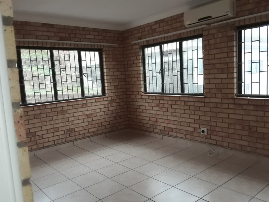 To Let 2 Bedroom Property for Rent in Verulam KwaZulu-Natal