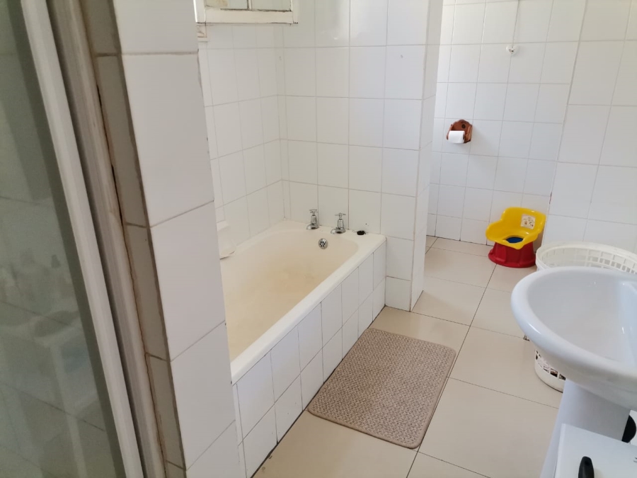 2 Bedroom Property for Sale in Morningside KwaZulu-Natal