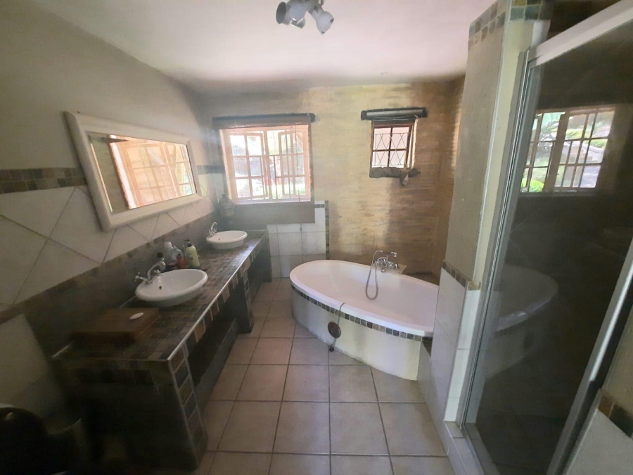 9 Bedroom Property for Sale in Ferncliffe KwaZulu-Natal