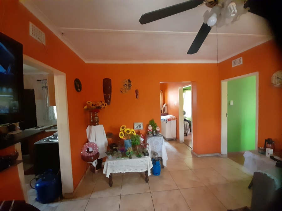 2 Bedroom Property for Sale in Montclair KwaZulu-Natal