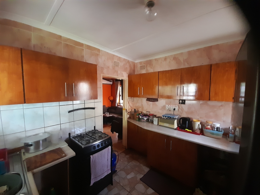 2 Bedroom Property for Sale in Montclair KwaZulu-Natal