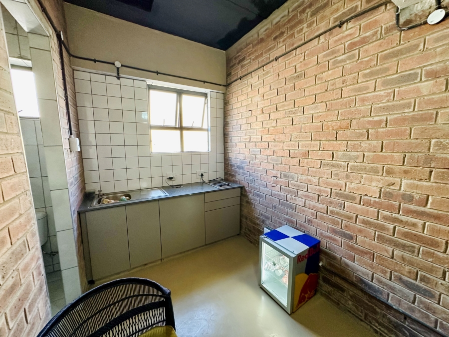 To Let 1 Bedroom Property for Rent in Point KwaZulu-Natal