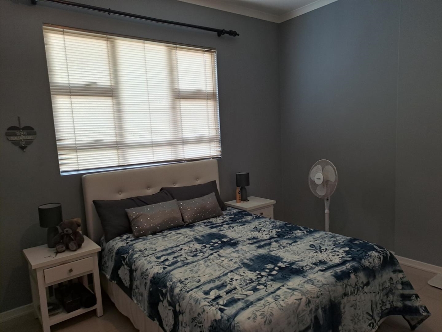 2 Bedroom Property for Sale in Westbrook KwaZulu-Natal