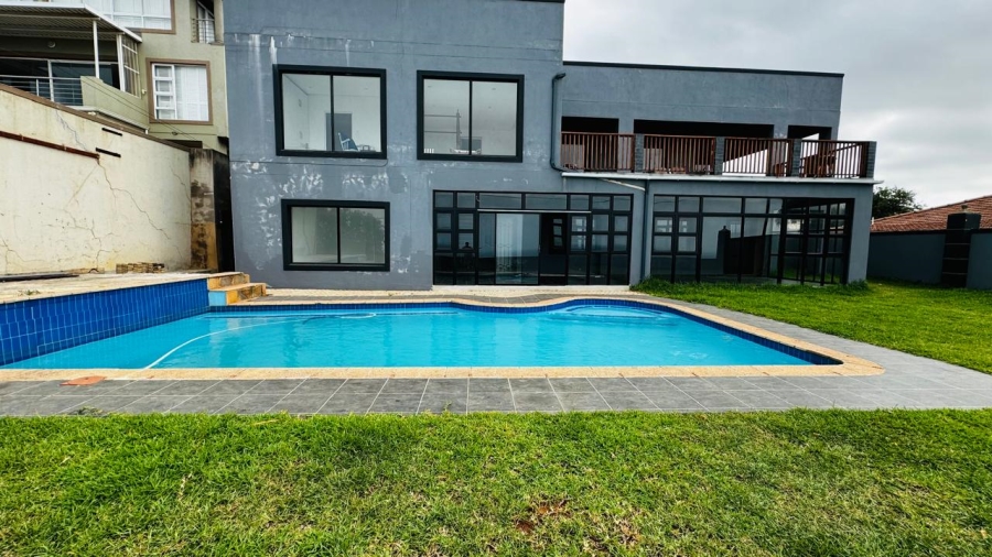 To Let 4 Bedroom Property for Rent in Bluff KwaZulu-Natal