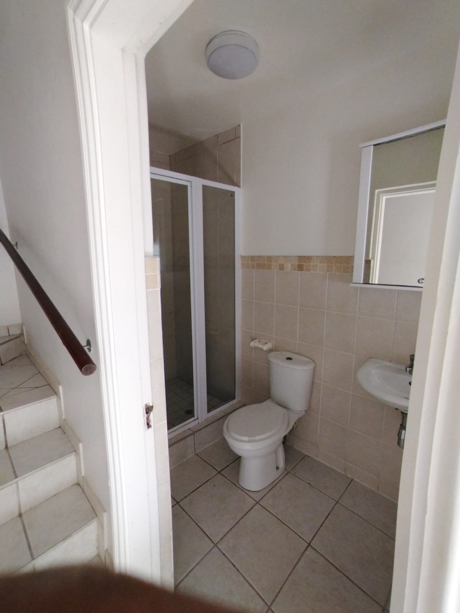 To Let 3 Bedroom Property for Rent in La Mercy KwaZulu-Natal