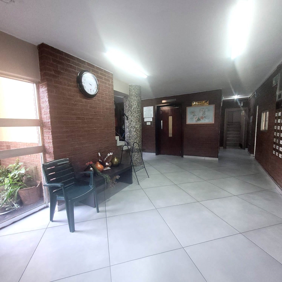 2 Bedroom Property for Sale in Pinetown KwaZulu-Natal