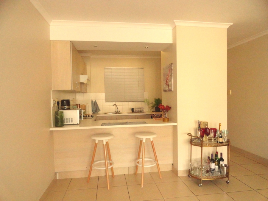 To Let 2 Bedroom Property for Rent in New Town Centre KwaZulu-Natal