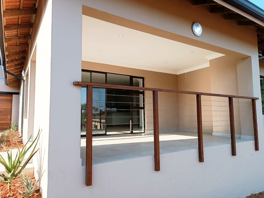 To Let 4 Bedroom Property for Rent in Ballito Central KwaZulu-Natal