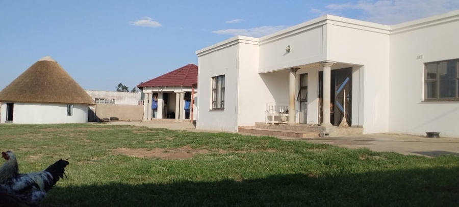 2 Bedroom Property for Sale in Mpophomeni KwaZulu-Natal