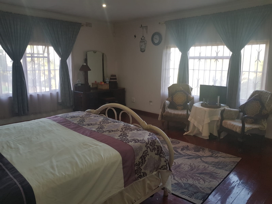 3 Bedroom Property for Sale in Crestholme KwaZulu-Natal