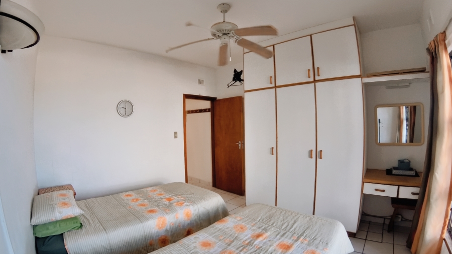 2 Bedroom Property for Sale in Manaba Beach KwaZulu-Natal