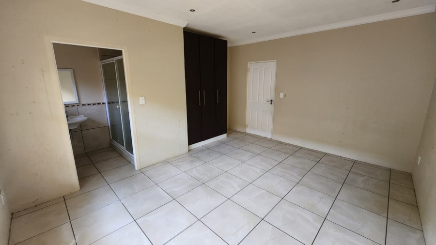 3 Bedroom Property for Sale in Uvongo KwaZulu-Natal