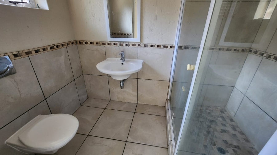 3 Bedroom Property for Sale in Uvongo KwaZulu-Natal