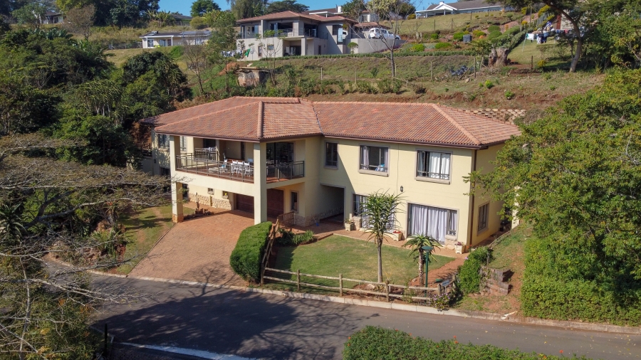 5 Bedroom Property for Sale in Kloof KwaZulu-Natal