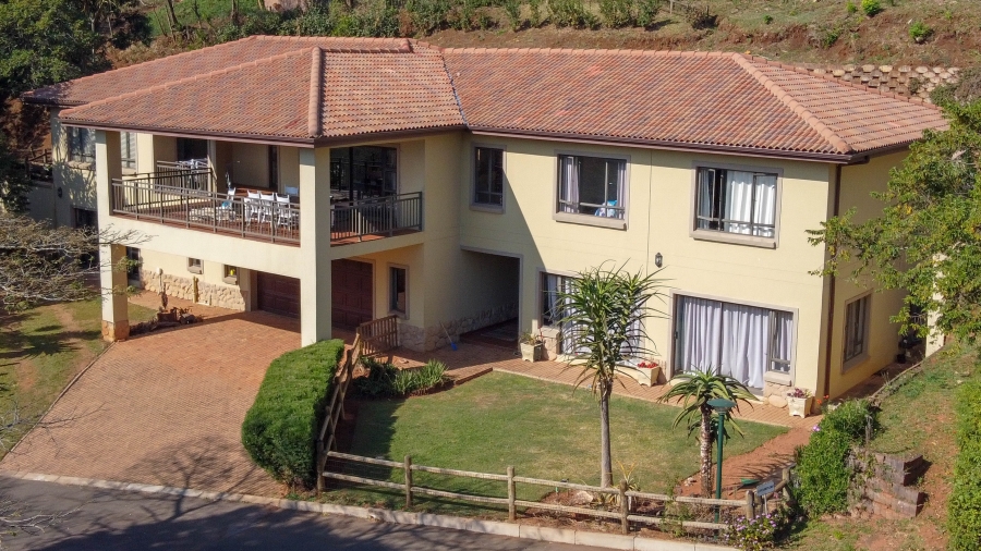 5 Bedroom Property for Sale in Kloof KwaZulu-Natal