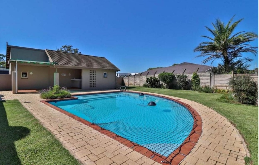 2 Bedroom Property for Sale in Hillcrest Central KwaZulu-Natal