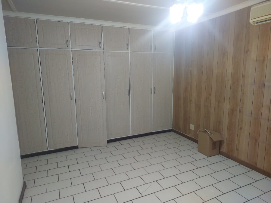 To Let 3 Bedroom Property for Rent in Nyala Park KwaZulu-Natal