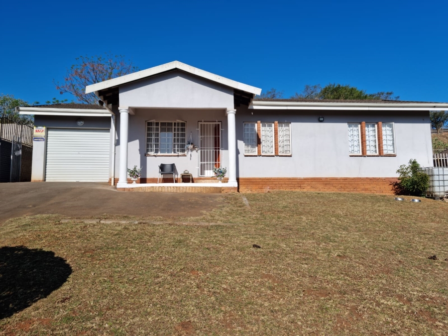 3 Bedroom Property for Sale in Dunveria KwaZulu-Natal