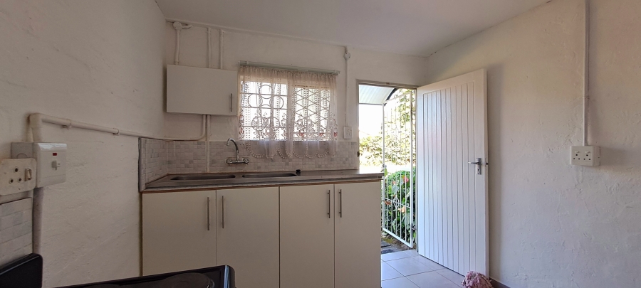 To Let 1 Bedroom Property for Rent in Sarnia KwaZulu-Natal