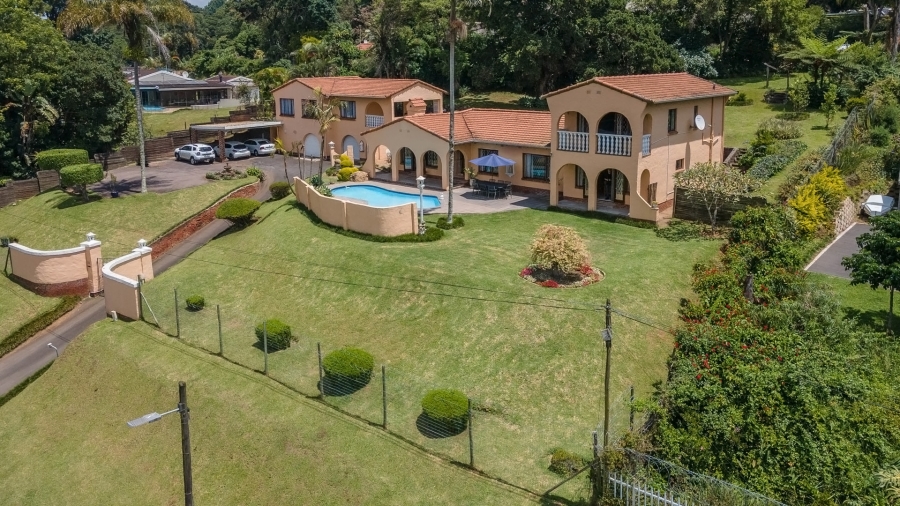 4 Bedroom Property for Sale in Kloof KwaZulu-Natal