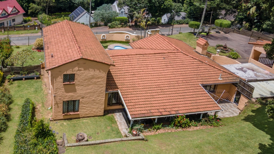 4 Bedroom Property for Sale in Kloof KwaZulu-Natal