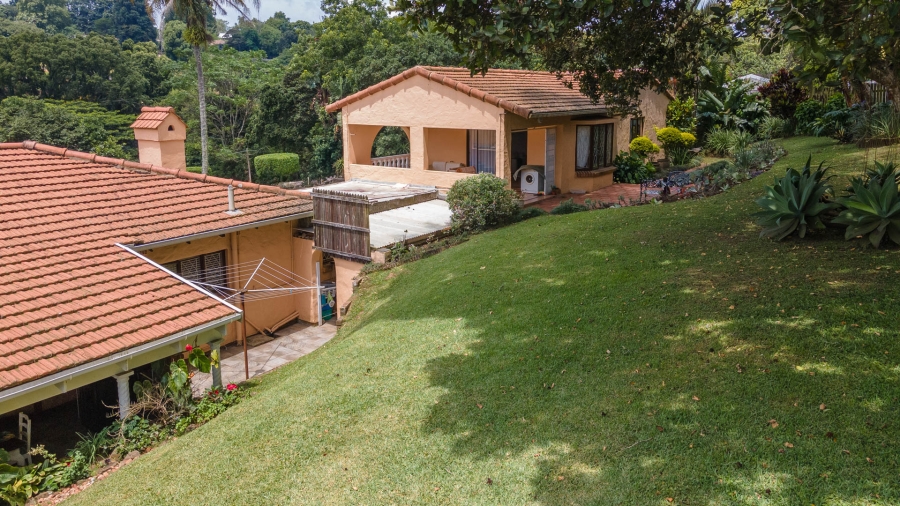 4 Bedroom Property for Sale in Kloof KwaZulu-Natal