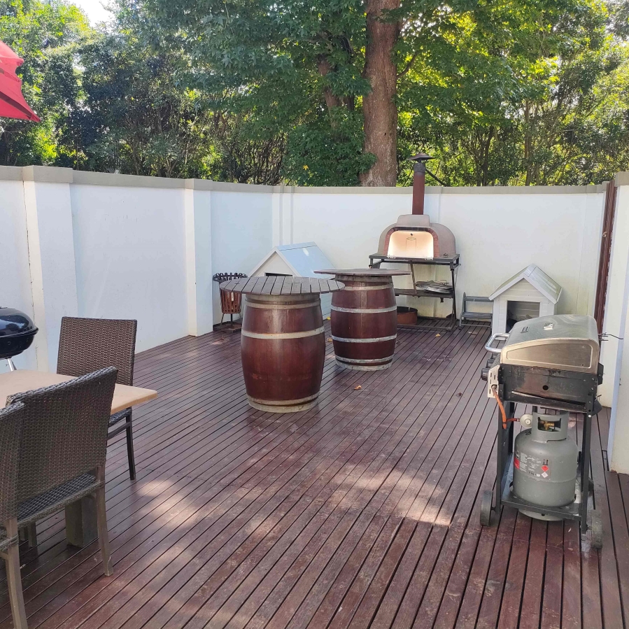 5 Bedroom Property for Sale in Everton KwaZulu-Natal