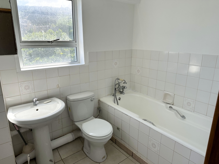 To Let 2 Bedroom Property for Rent in Athlone Park KwaZulu-Natal