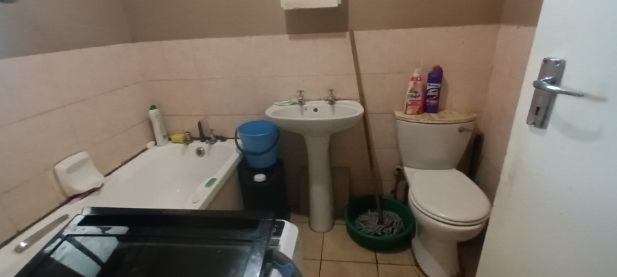 1 Bedroom Property for Sale in Bluff KwaZulu-Natal