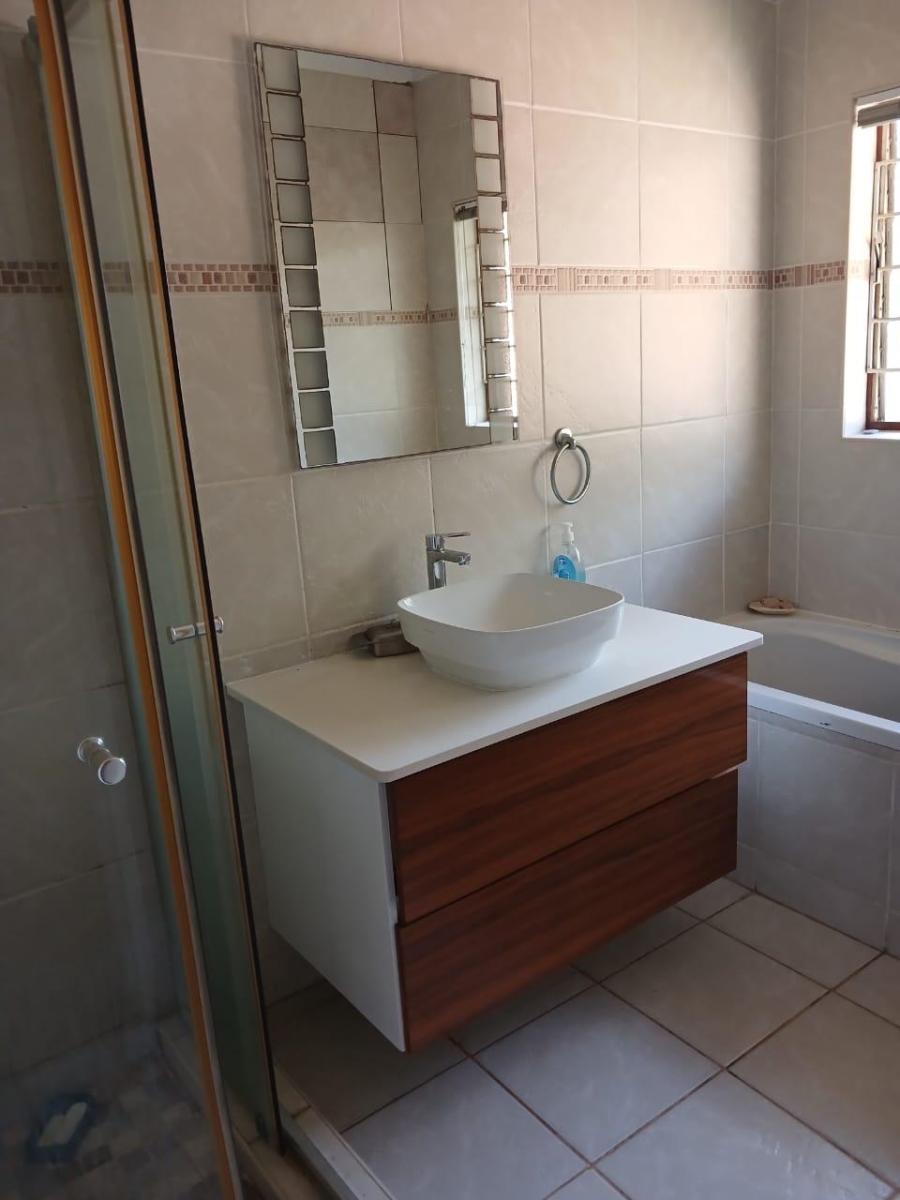 To Let 3 Bedroom Property for Rent in Glen Hills KwaZulu-Natal