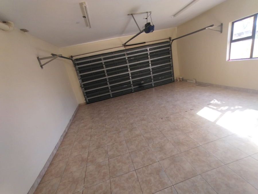 To Let 4 Bedroom Property for Rent in Izinga KwaZulu-Natal