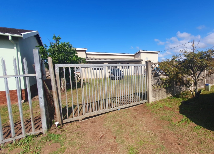 3 Bedroom Property for Sale in Esikhawini KwaZulu-Natal