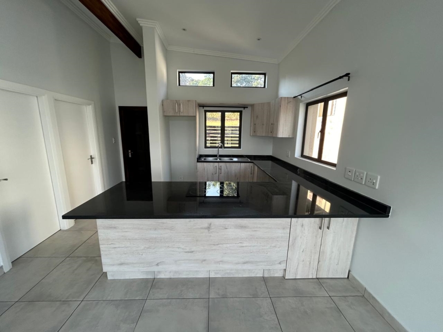 2 Bedroom Property for Sale in Waterfall KwaZulu-Natal