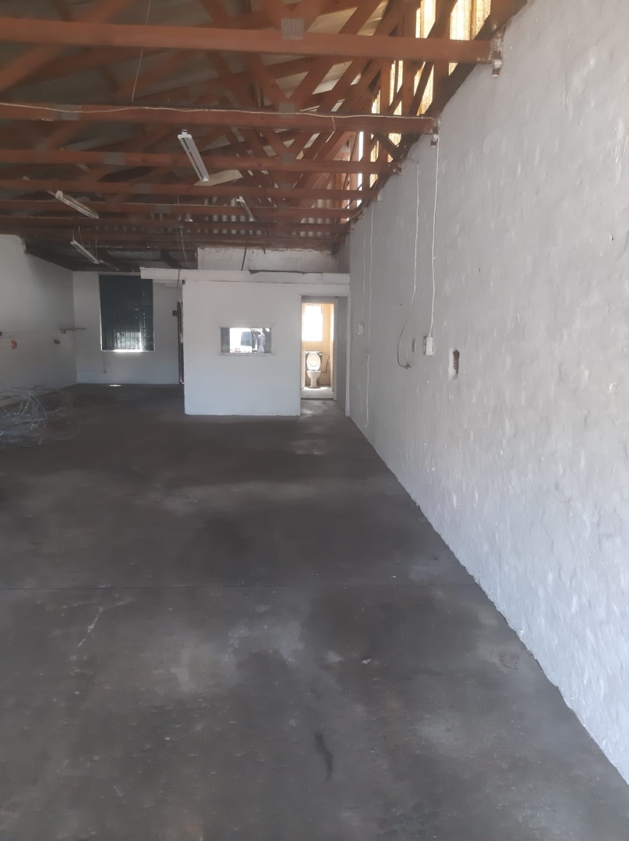 To Let commercial Property for Rent in New Germany KwaZulu-Natal