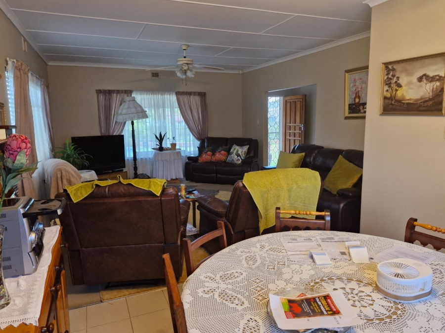 4 Bedroom Property for Sale in Glencoe KwaZulu-Natal