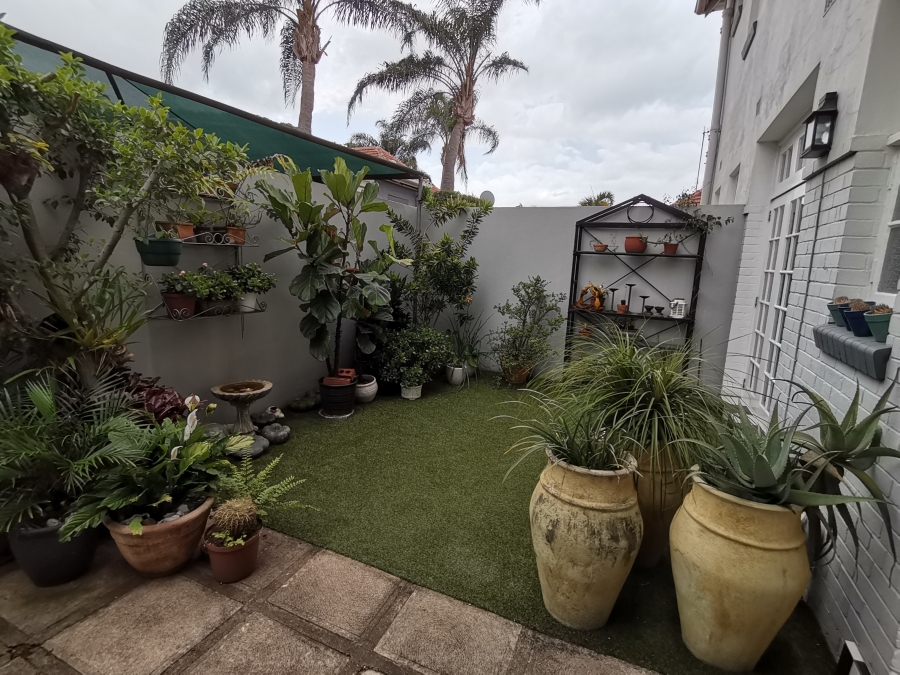 1 Bedroom Property for Sale in Windermere KwaZulu-Natal