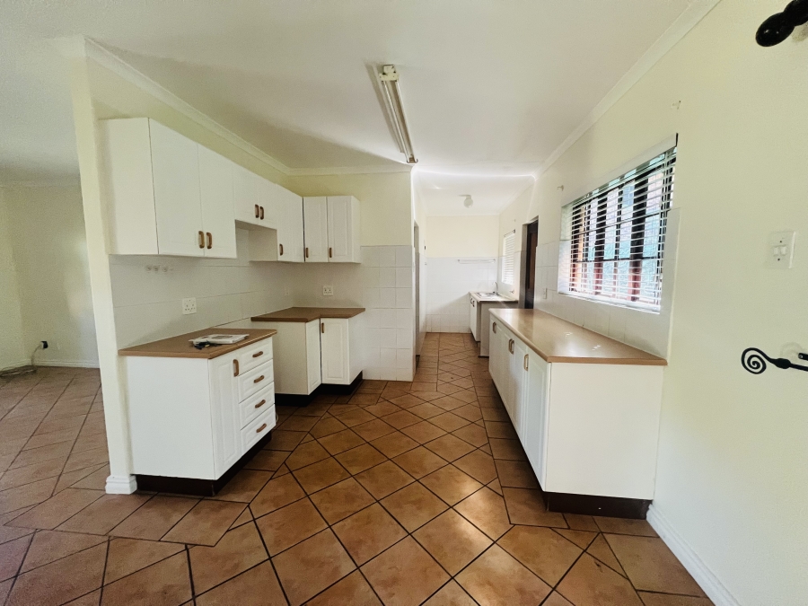 3 Bedroom Property for Sale in Chase Valley Heights KwaZulu-Natal