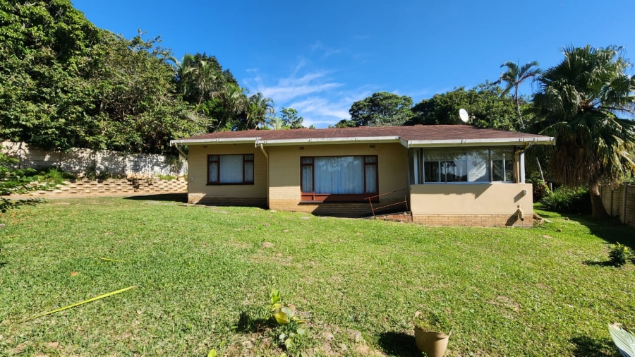 5 Bedroom Property for Sale in Uvongo KwaZulu-Natal