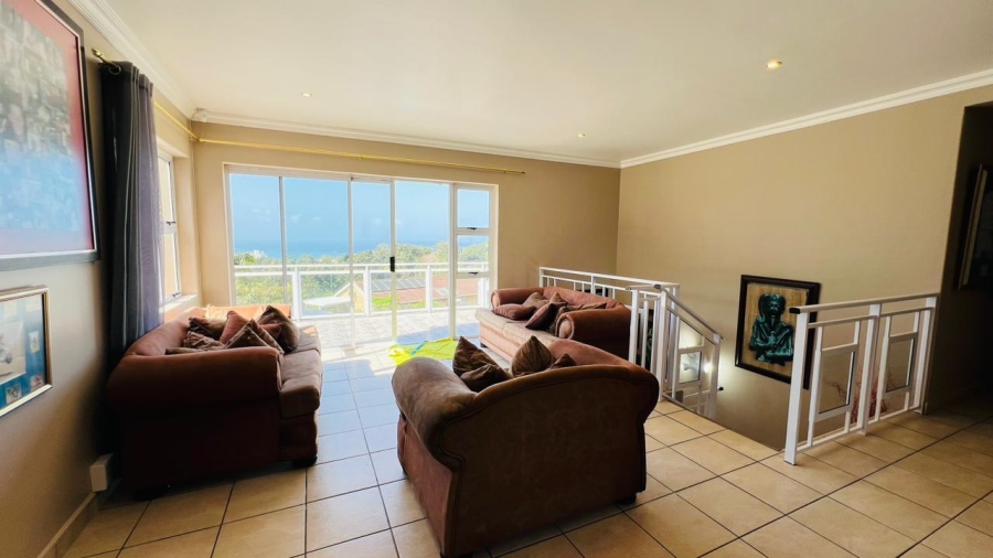 5 Bedroom Property for Sale in Margate KwaZulu-Natal