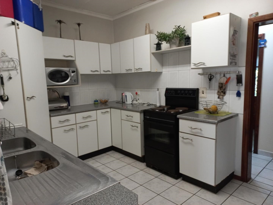 3 Bedroom Property for Sale in Uvongo KwaZulu-Natal