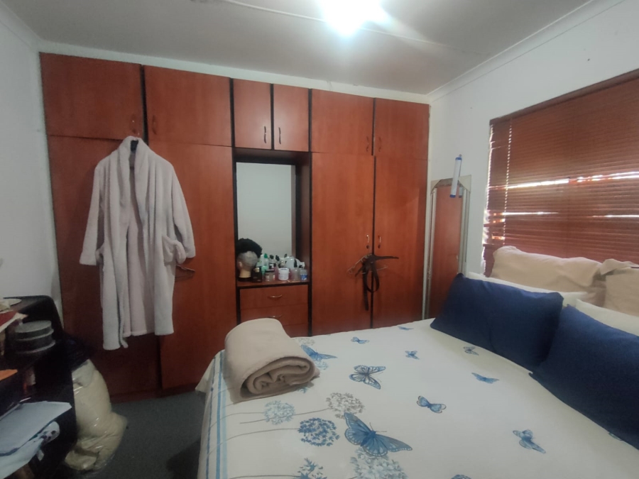 2 Bedroom Property for Sale in Bellair KwaZulu-Natal